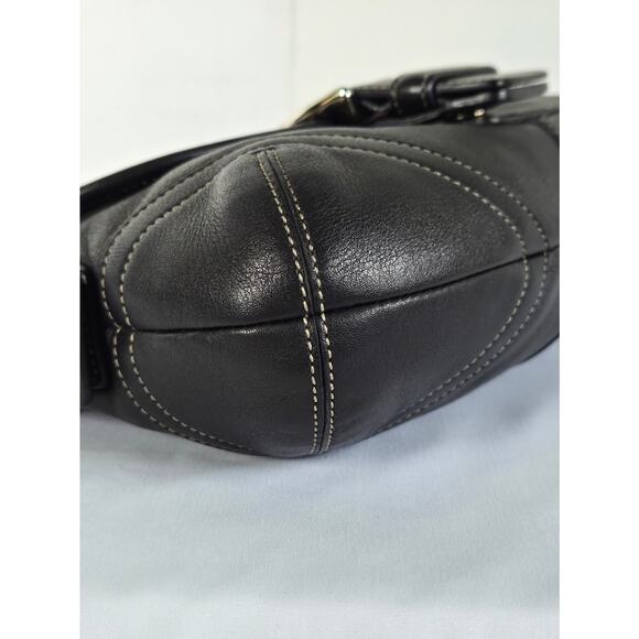 Vintage Coach(9247) Black Leather Soho Magnetic Buckle Flap Purse/Bag - Picture 7 of 14